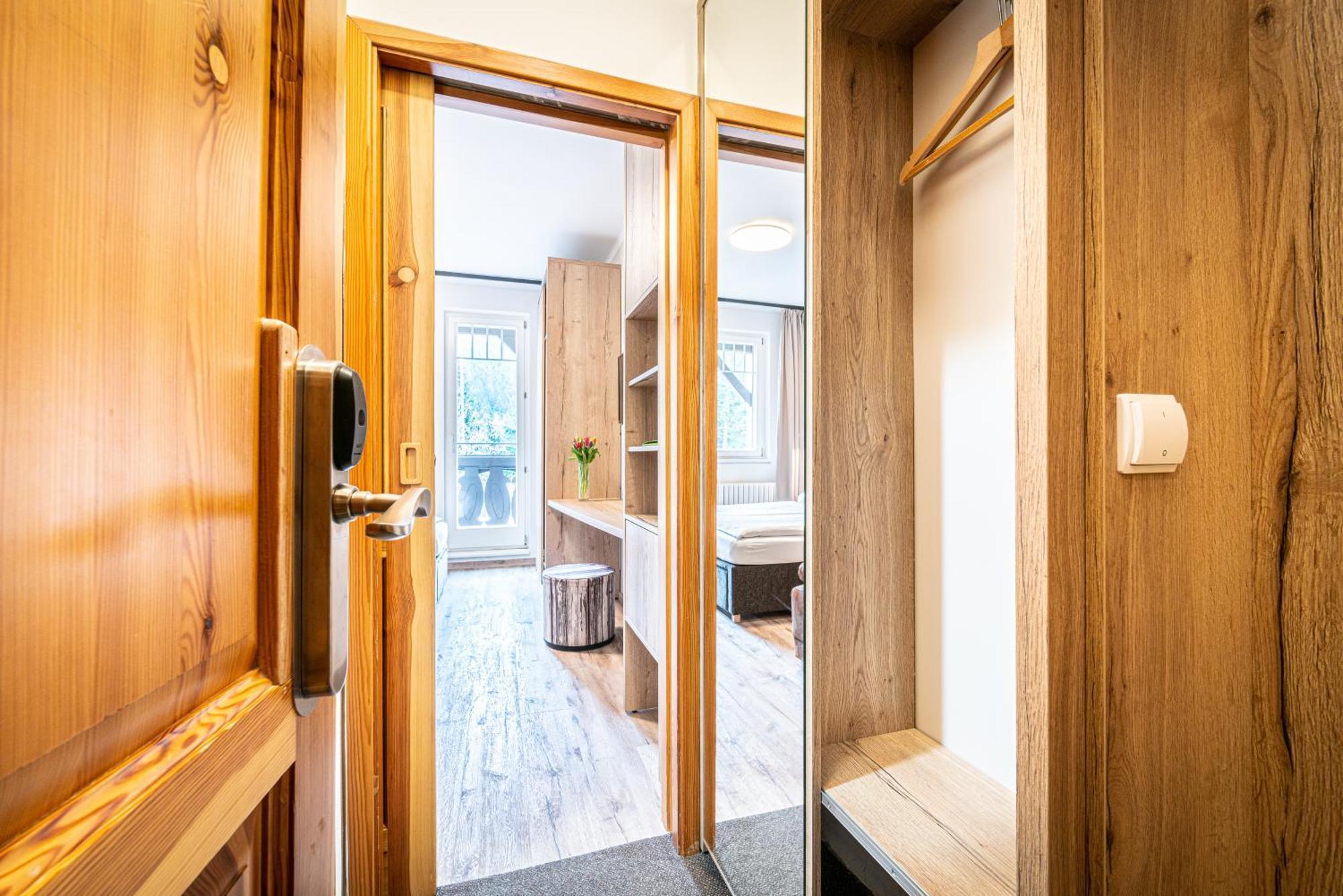 Hotel Sepetna オストラヴィツェ エクステリア 写真