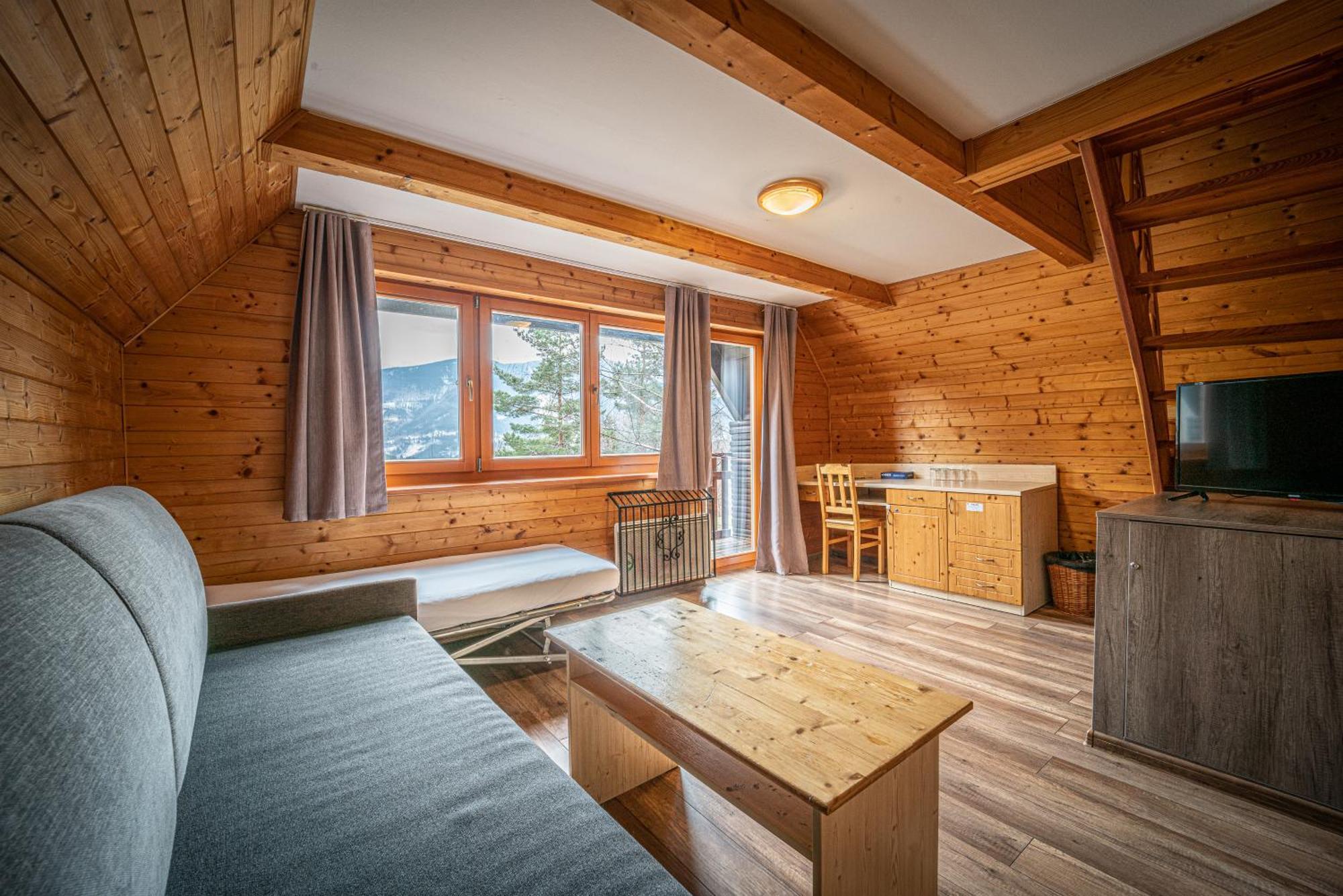 Hotel Sepetna オストラヴィツェ エクステリア 写真