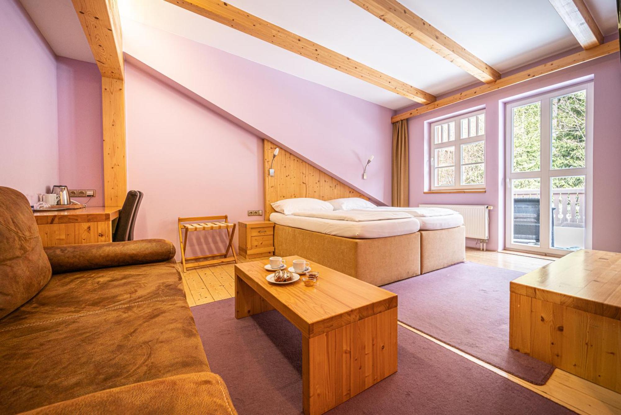 Hotel Sepetna オストラヴィツェ エクステリア 写真